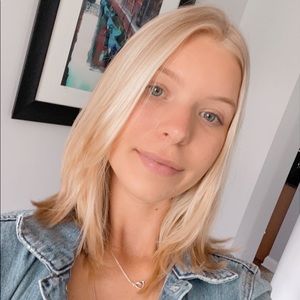 Meet your Posher, Olivia